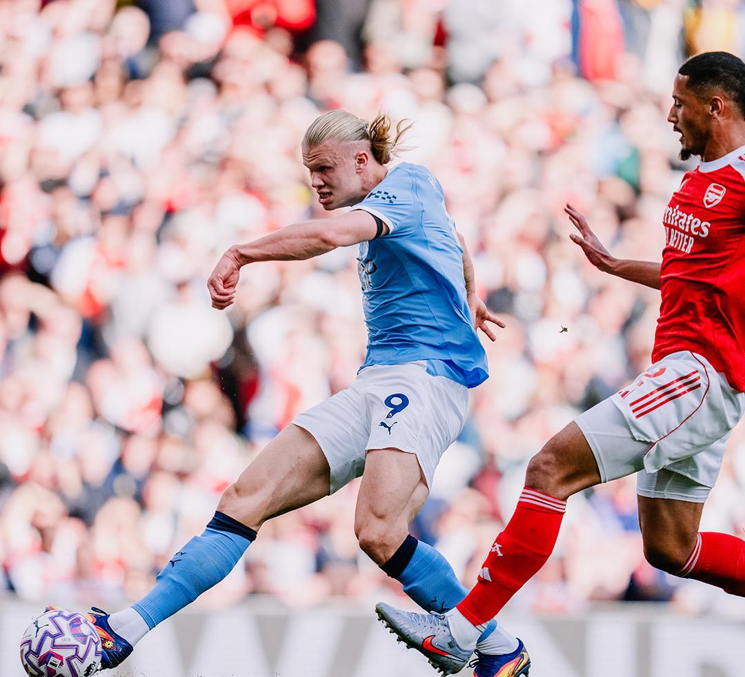 包含曼联训练开放日，加时末段战术微调引欢呼，德甲在即，身体对抗强度拉满的词条